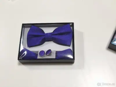 fashion sada motýlek, knoflíčků a kapesníčku