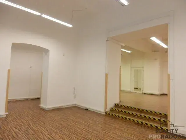 Pronajmeme obchod 105m2 pěší zóna Brno