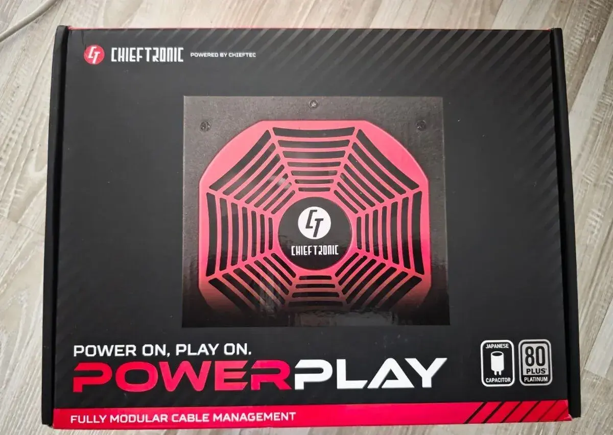 Napájecí zdroj CHIEFTRONIC GPU-1050FC 1050W Nefunkční