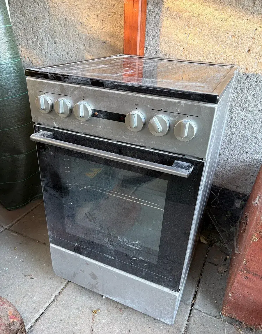 Sporák trouba MORA c525as - použité