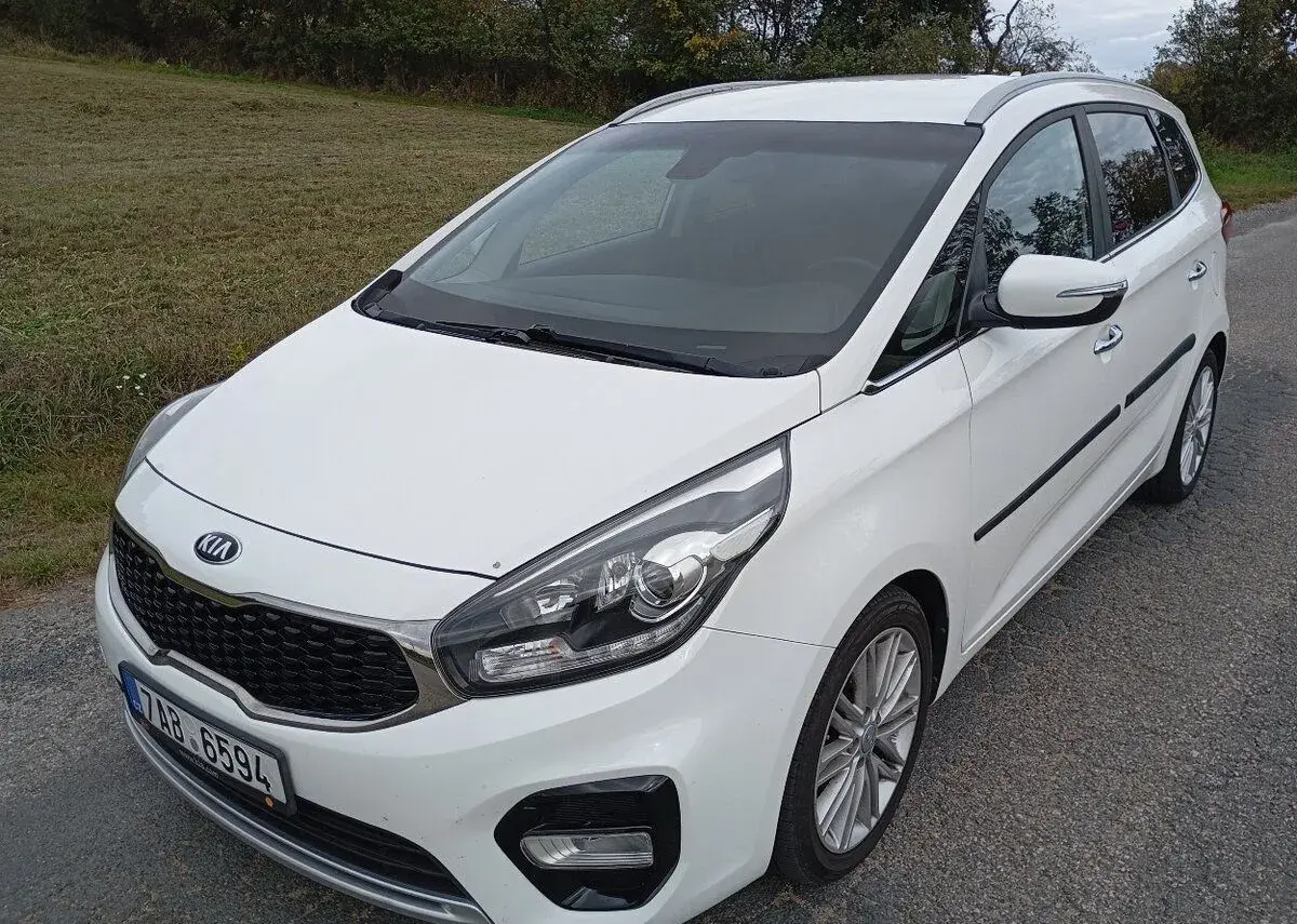 Kia CARENS – 2018, 94 000 km