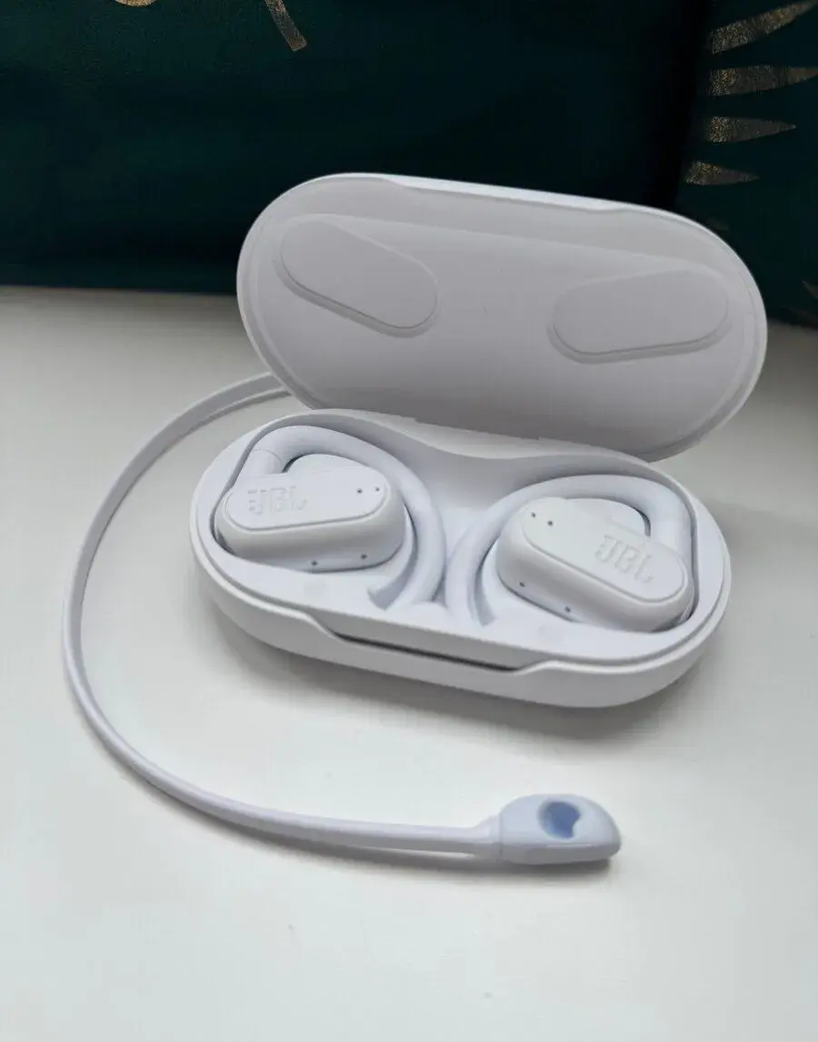 JBL Soundgear Sense
