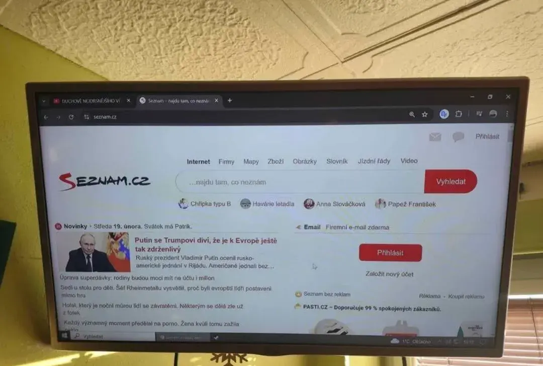 TV LG 80cm gold edition