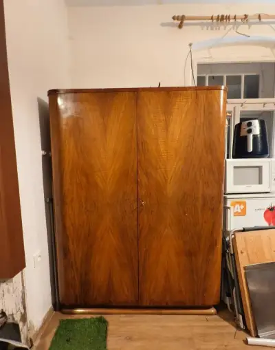 Starožitná komoda ořechovice styl Halabala
