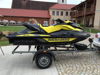 Vodní skútr Sea Doo GTR 215 HP pro 3 osoby