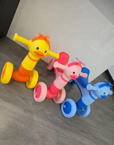 Dětské odrážedlo s hudbou - nové