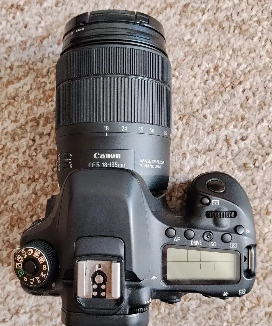Canon EOS 80D