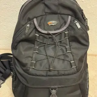 Super fotobatoh Lowepro