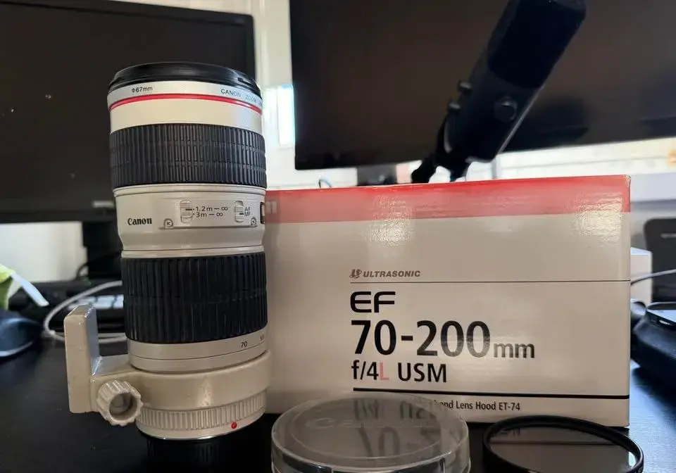 Canon EF 70-200mm f/4L USM + originální krabice, stativový k