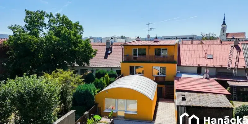 Prodej RD 6+1 s celoročním bazénem v Lipníku nad.