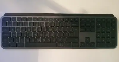 Logitech MX Keys S (Graphite) + Logi Bolt USB dongle