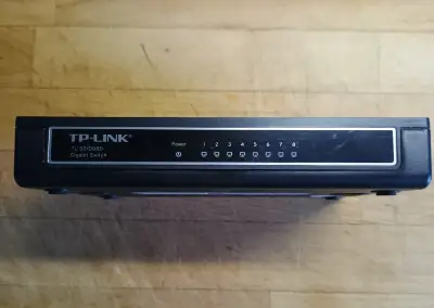 switch TP-Link TL-SG1008D