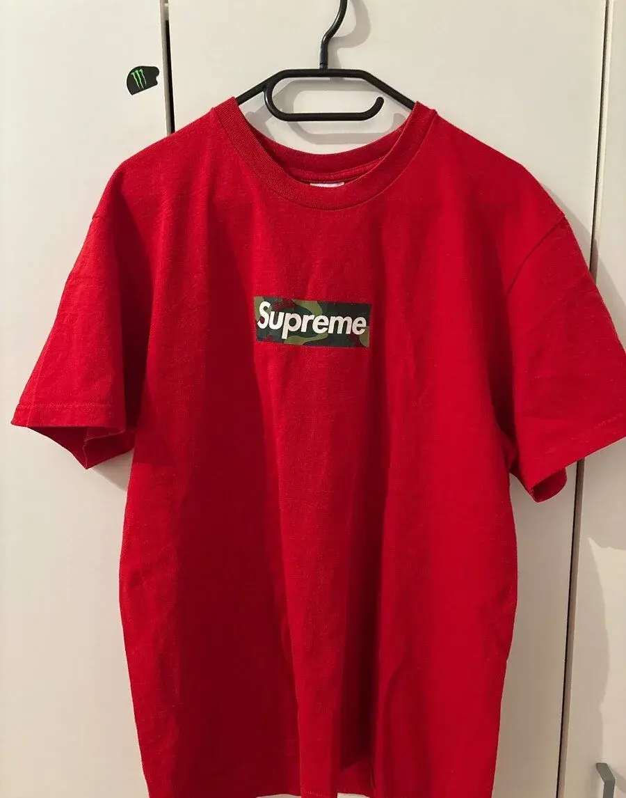 Supreme fw23 red box logo