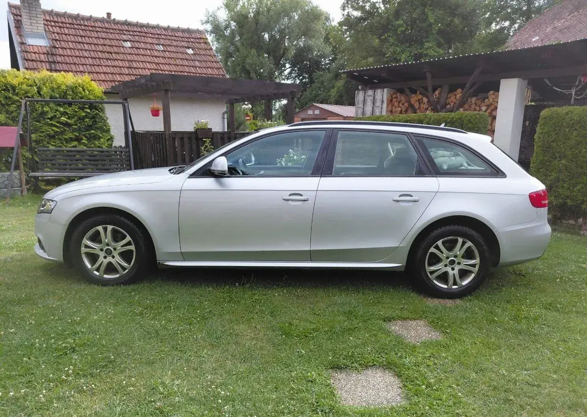 Audi A4 – 2009, 268 927 km