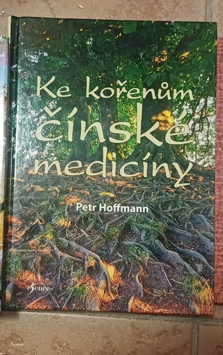 NOVÁ Ke kořenům čínské medicíny- Hoffmann