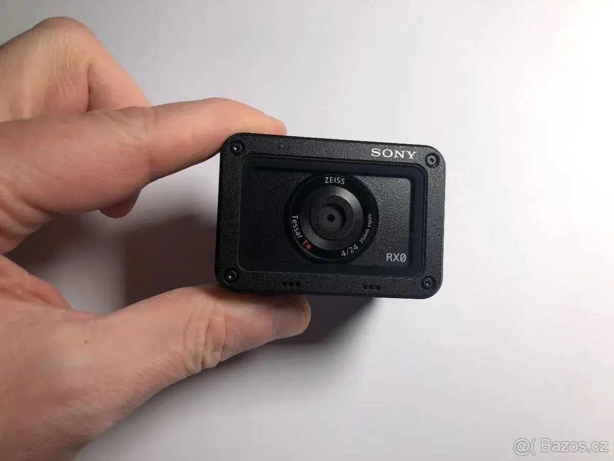 Sony RX0 - jako nový