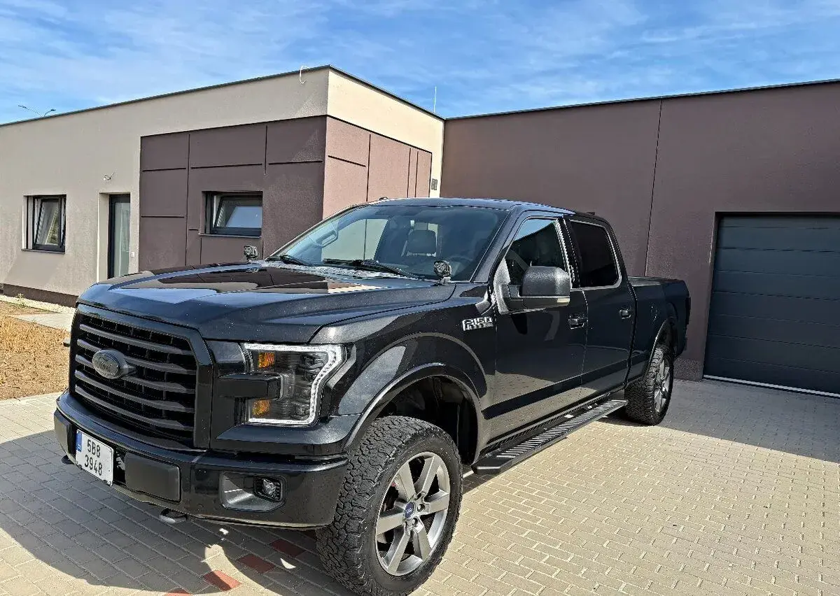 Ford F-150 – 179 000 km