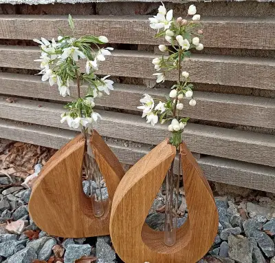 Vázička dubová 17cm