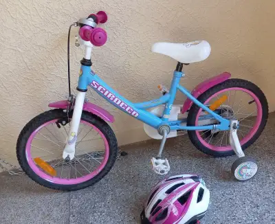Dívčí kolo vel. 16 + helma + zvonek + přídavná kolečka