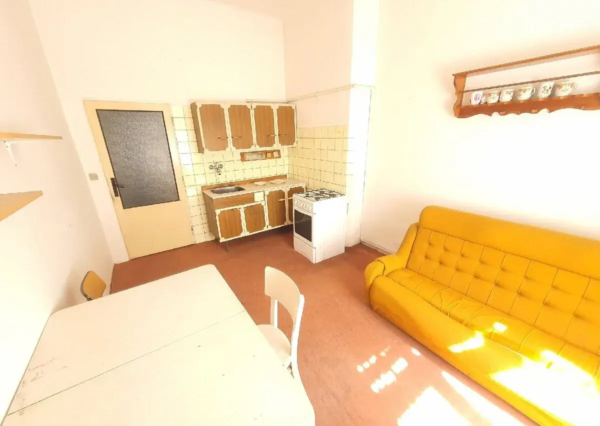 Anděl. 1+1 zařízený. 48m2. Skvělá lokalita