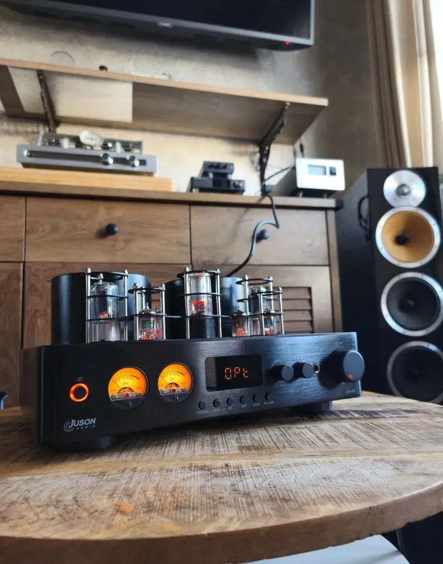 Juson Audio JTA100 200W hybridní zesilovač
