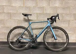 Canyon Ultimate CF SLX 8 Force AXS, vel. L, powermeter