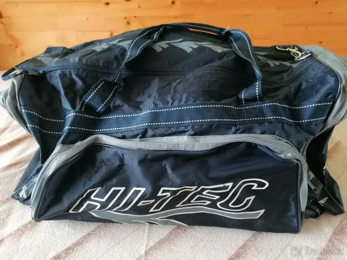 Sportovní taška