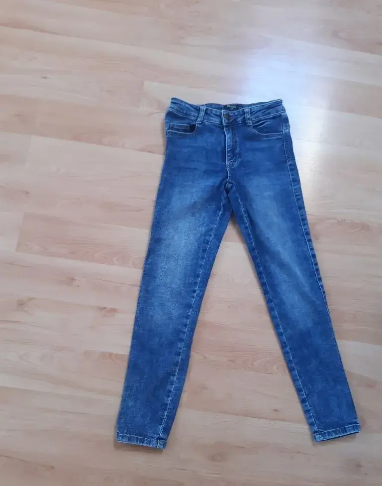 MANGO KIDS-strečové džíny vel. 9-10 let-140