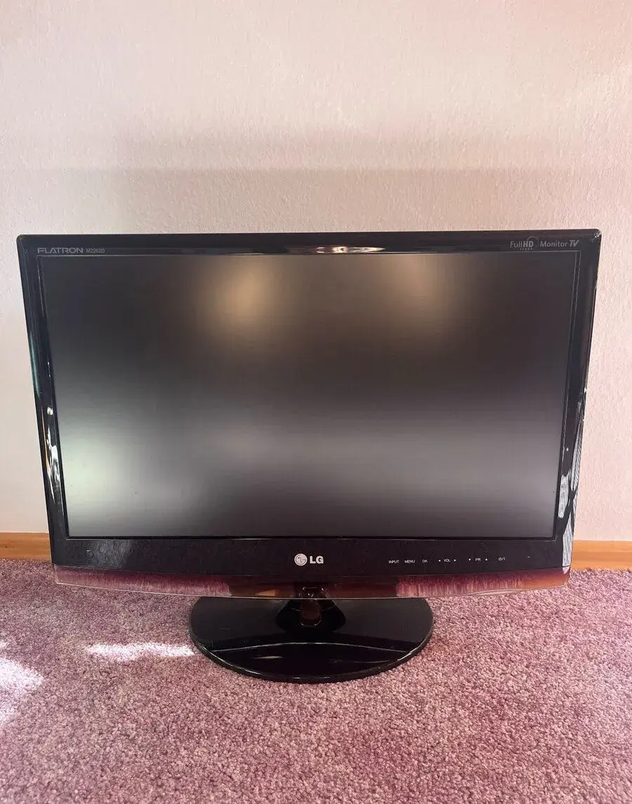LG Full HD monitor + TV