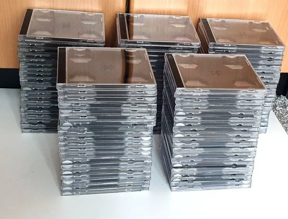 KRABIČKY NA DVOJ CD 90Ks Nové