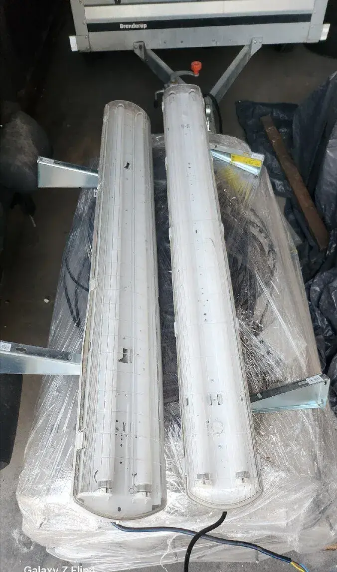 Zářivková světla 120cm