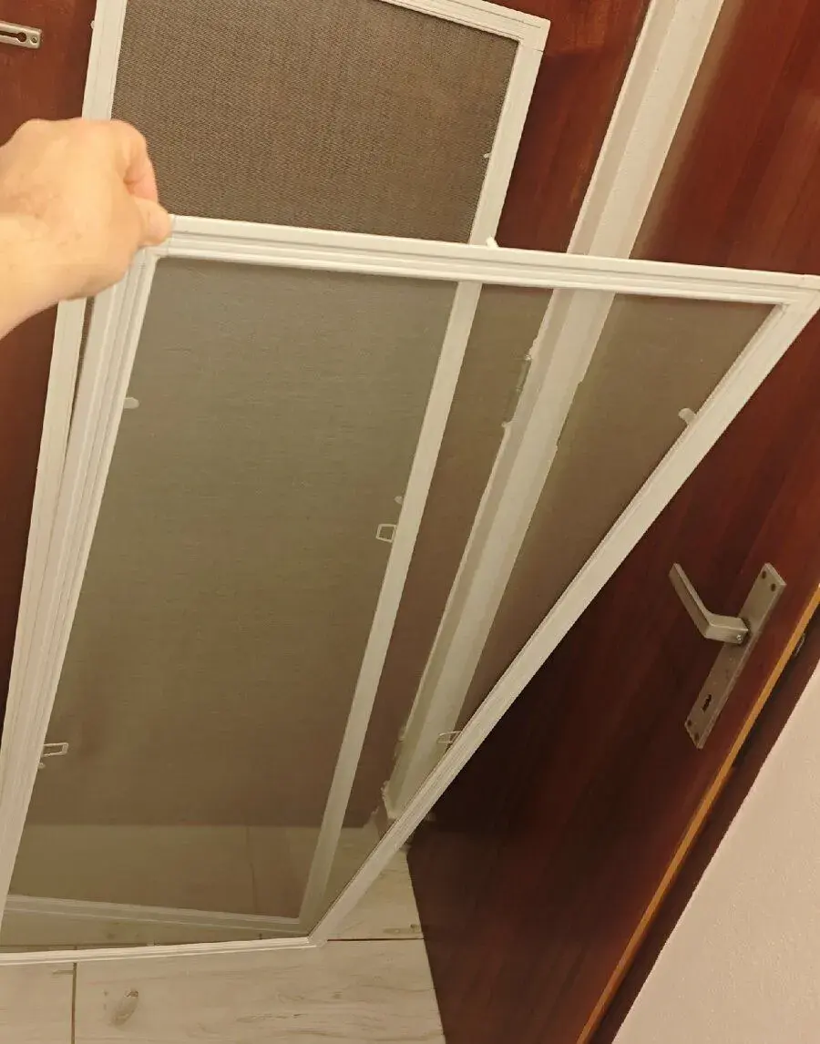 2x rám síť proti hmyzu do okna 53 x 144,5 cm