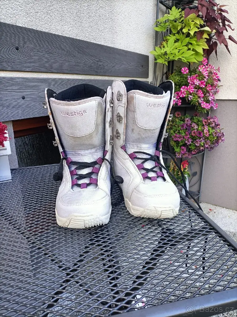 Snowboardové boty vel EU 35