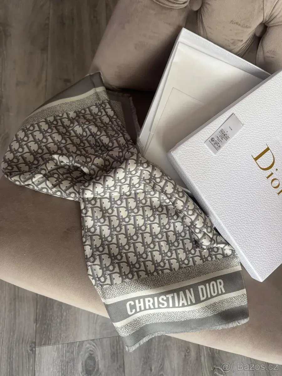 Dior oblíbený Satek org