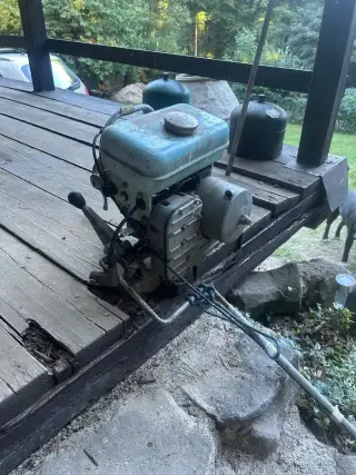 Tümmler lodní motor