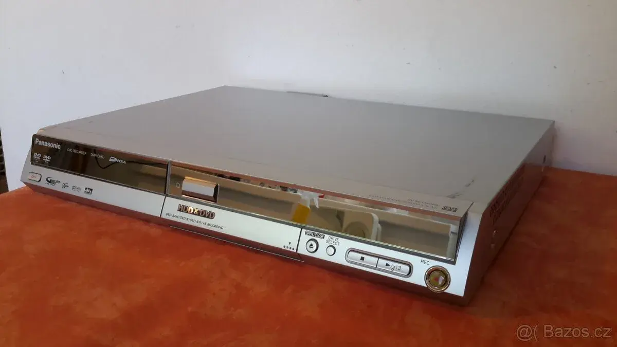 DVD rekorder s HDD Panasonic