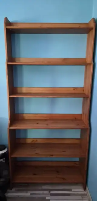 Knihovna IKEA Leksvik