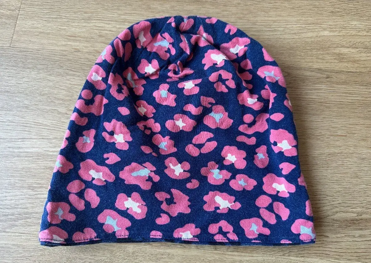 Oboustranná dívčí podzimní čepice vel. 4-10 let, obvod 50 cm