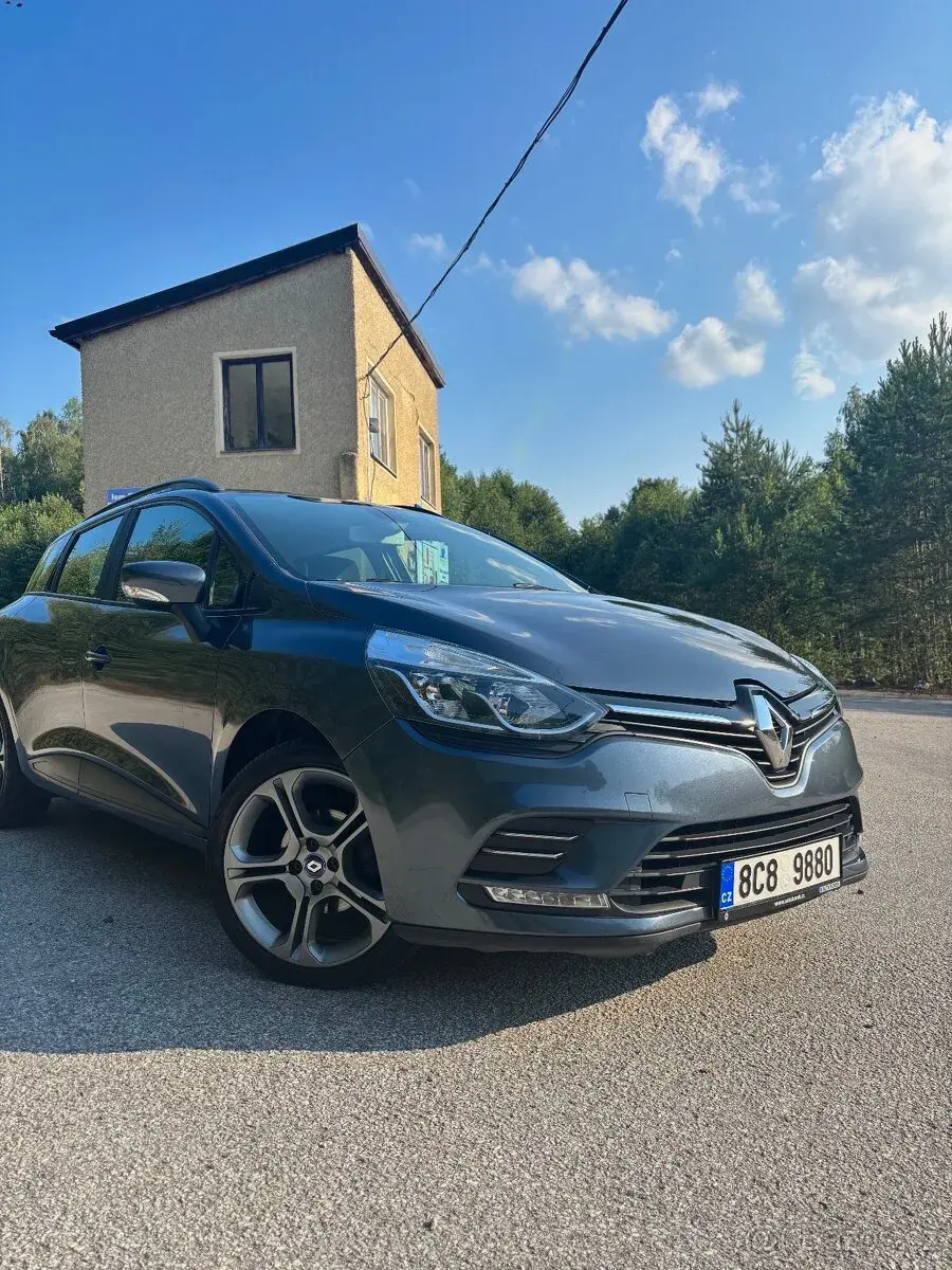 Renault Clio – 2016, 79 000 km