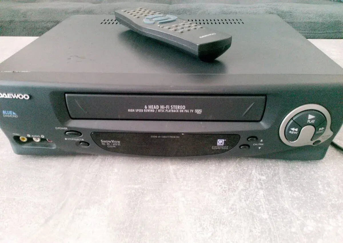Videorekordér Daewoo Q757K