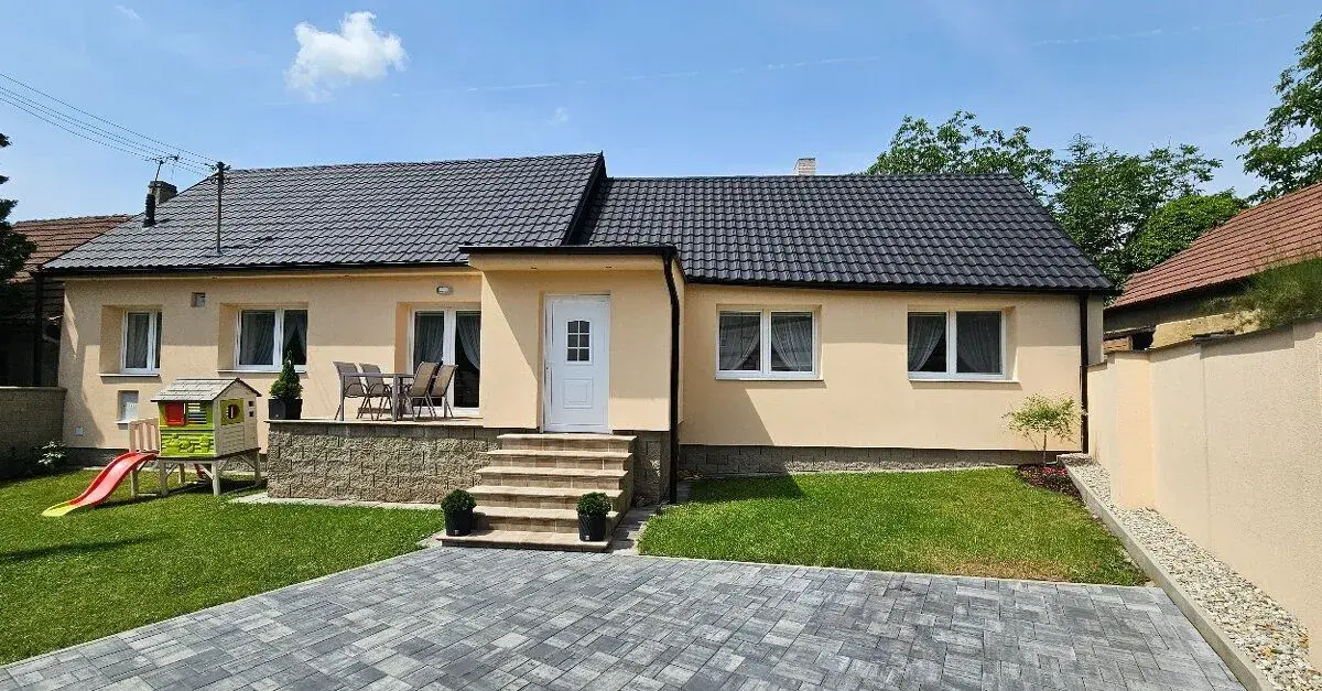 Prodej rodinného domu 93 m², pozemek 285 m² Tyršovo náměstí,
