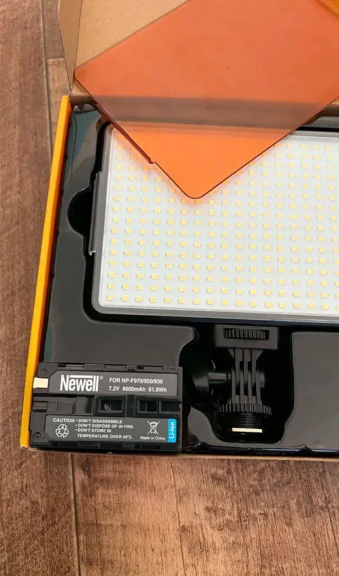 Led video světla 320