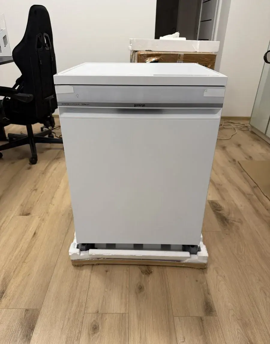 Volně stojící myčka Gorenje GS673B90W
