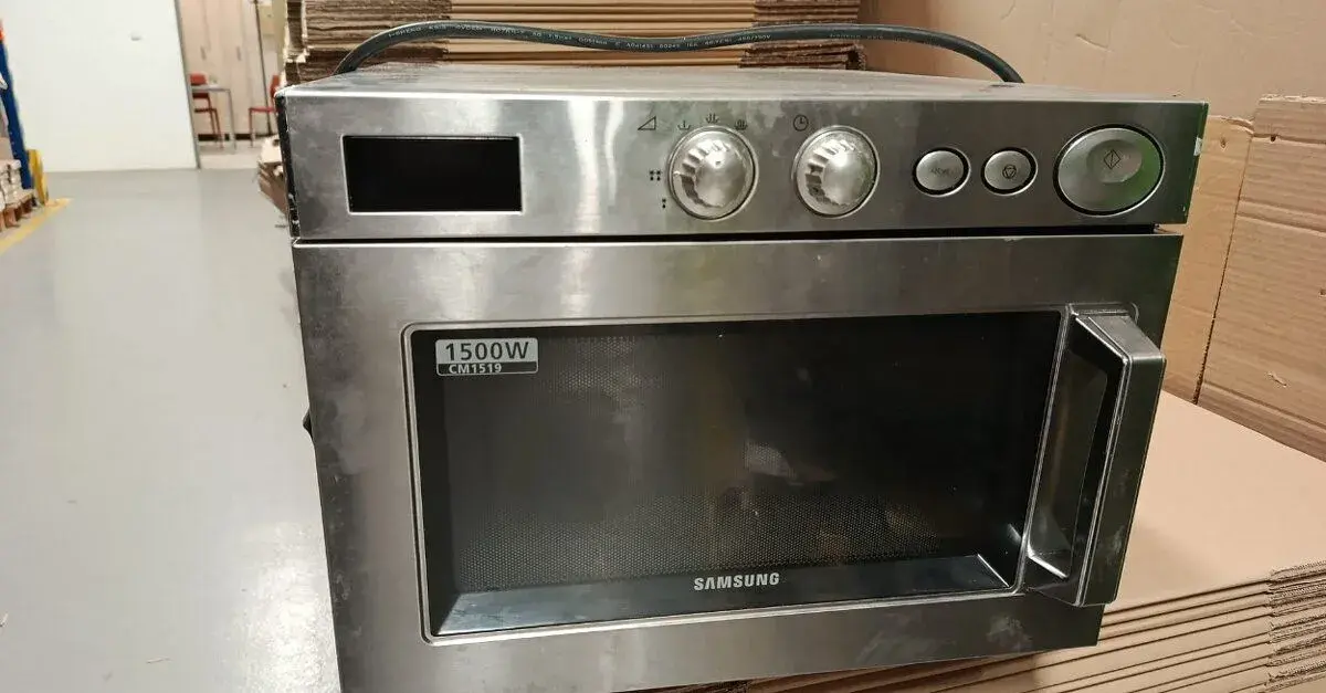 Profesionální mikrovlnná trouba Samsung CM1519A‑1 (1500 W, g