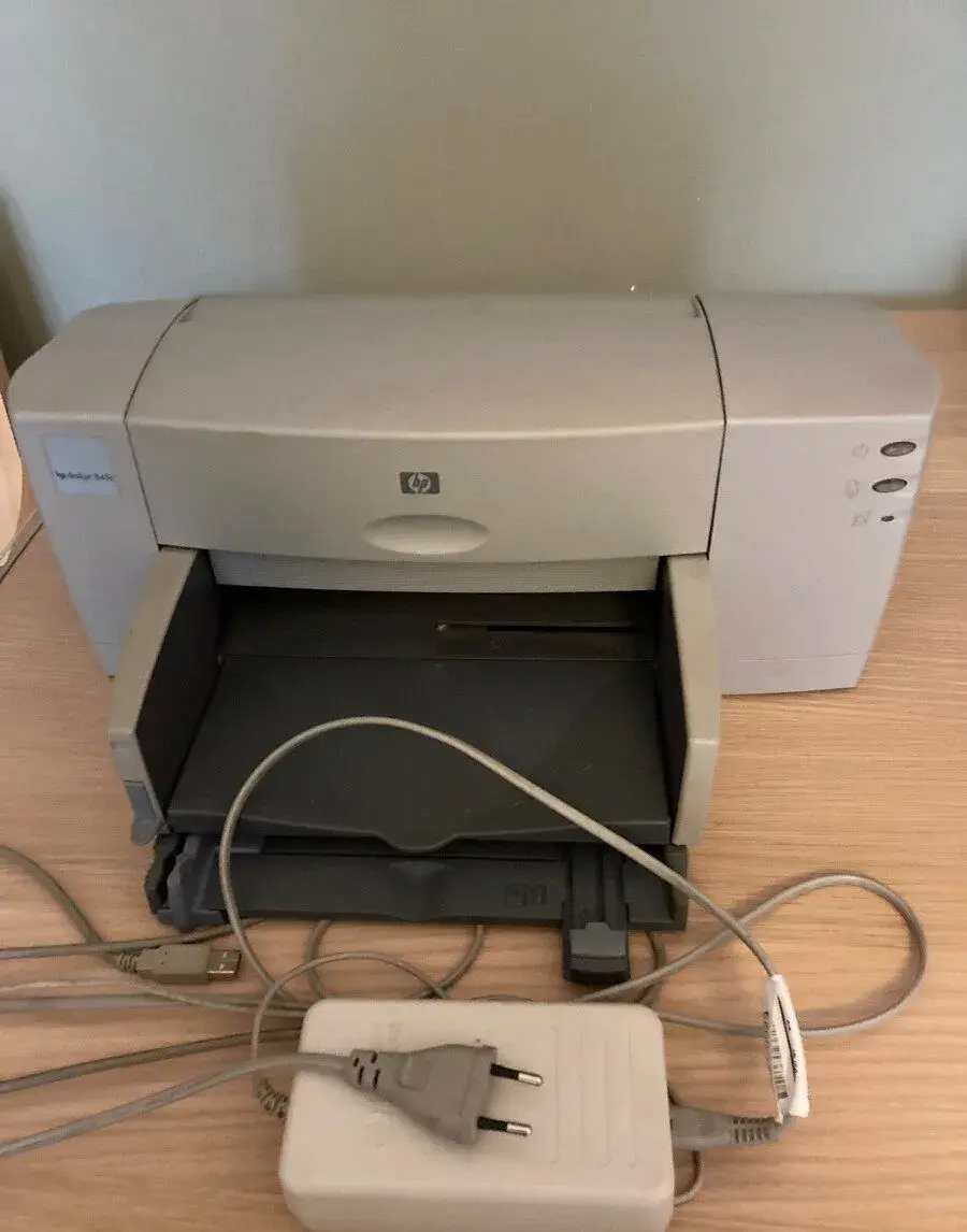 Pridám inkoustovou tiskárnu HP 845