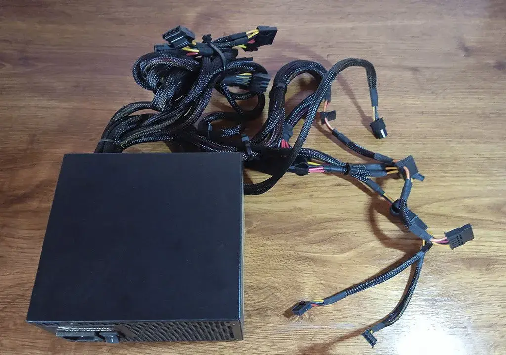Zdroj k PC Seasonic