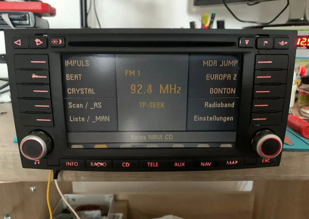 Touareg Navi Rádio