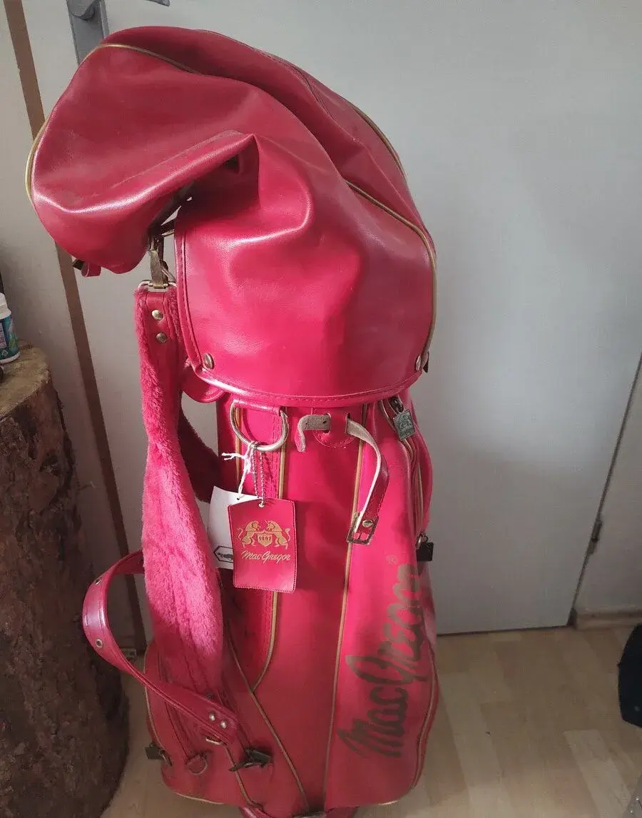 GOLFOVÝ BAG - ČERVENÝ zn. MAC GREGOR - PC: 6.000,-