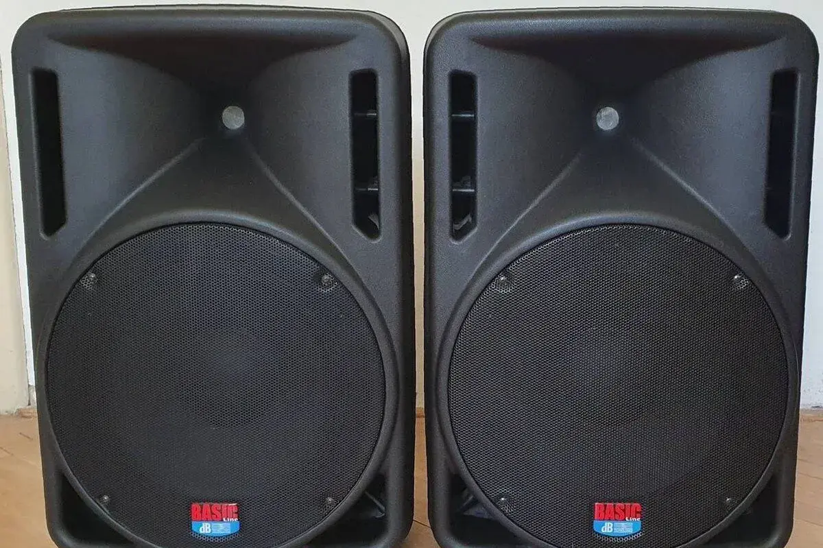 Aktivní bi-amp reprobox dB Technologies Basic 200