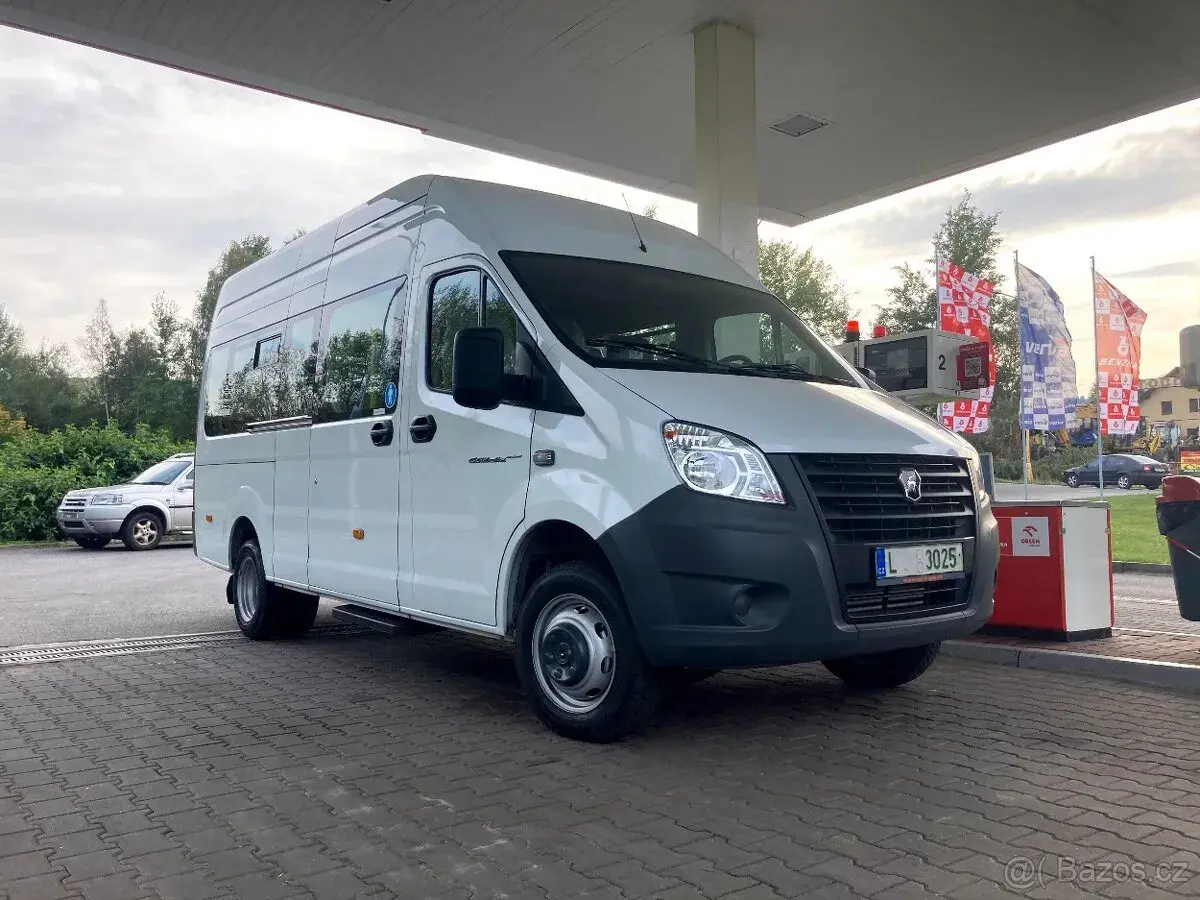 Autobus GAZ NEXT